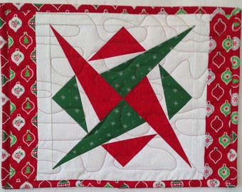 Christmas Whirl Place Mats