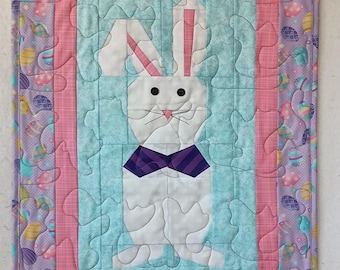 Hoppy Easter Wall Hanging