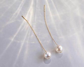 Orecchini a perno in oro massiccio 18 carati con vera perla d'acqua salata da 8-8,5 mm, regalo di anniversario per la fidanzata