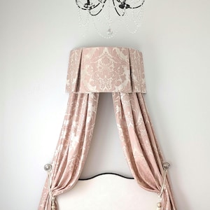 Luxuriöser italienischer Jacquard Baldachin. Sofort versandfertig. Verkaufspreis.
