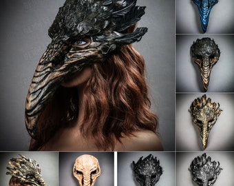 Braun Vogel gebogen Schnabel lange Nase Schädel Gesichtsmaske mit Top Feder Halloween Kostüm Party Maskerade Raven Crow Pest Doktor Maske