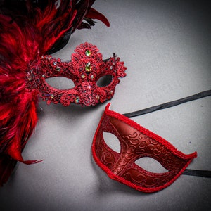 Womens Red Side Feather Mask On Headband Eye Masks Female Halloween Costume Womens Red Side Feather Mask On Headband Eye Masks Female Halloween Costume