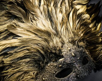Maschera di carnevale da pavone blu con piume