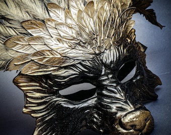 Máscara de lobo de Halloween con plumas doradas, máscara de cara completa aterradora para cosplay de hombre lobo, máscara de animal demonio bestia para cosplay