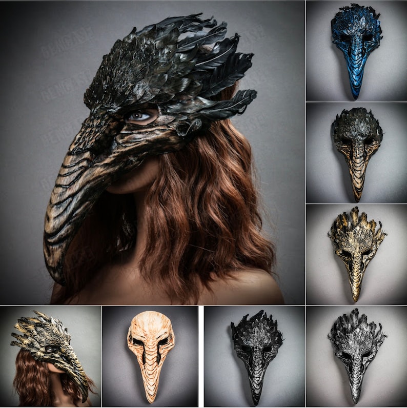 K&ouml;nnte beinhalten: Ein Set mit zehn Masken f&uuml;r Maskenb&auml;lle mit einem Vogelschnabel-Design. Die Masken sind aus einem strukturierten Material gefertigt und in verschiedenen Farben erh&auml;ltlich, darunter Schwarz, Gold, Blau und Wei&szlig;.