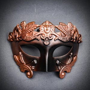 Men&#39;s Masquerade Party Mask, Feather Roman Costume Mask, Venetian Warrior Greek Emperor Cosplay Half Face Eye Mask, Mardi Gras Masquerade