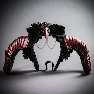 レイヴンバードスカルゴシック悪魔動物レッドラムホーンヘッドドレスピースブラックローズ付き | ハロウィンコスチュームパーティーコスプレレディースヘッドバンド