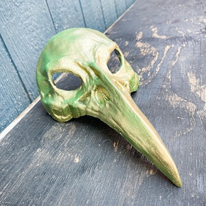 Raven Crow Skull Mask Halloween Masquerade, Scary Long Nose Bird Beak Mask, Plague Doctor Steampunk Cosplay Bird Skull Mask - Gold Green