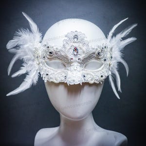 Princess White Silver Mask Women Wedding Masquerade Eye Mask, Fancy Sides Feather Prom Ball Venetian Mardi Gras Costume, Feather Lace Mask