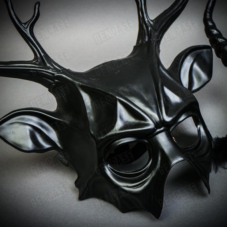 Black Deer Horns Devil Mask W/ Long Horns Elegant Devil Eye Mask W ...
