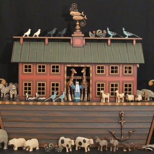 Heirloom Ark, Hand Carved Wooden Noah's Ark, Wooden Noahs Ark, Noahs Ark Animals, Wood Noah's Ark