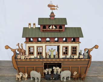 Traditional Wooden Noah's Ark, Noah's Ark, Wooden Noah's Ark, Hand Carved wooden animals