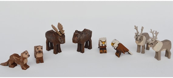 Handmade Wooden Carving Canadian Moose(DEB) Handmade Wooden Carving Canadian Moose(DEB)