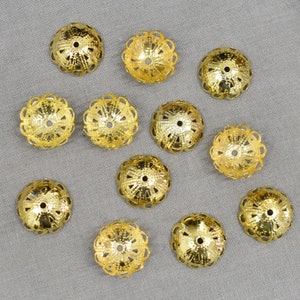 20 Pieces, 1.8CM Flower Shape Metal Filigree Finding/Metal Cap/Cup Cap beads /flower shape metal Beads/Floral beadcaps
