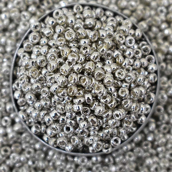 Seed Beads 11/0 Round Glass Seed Beads Loose Spacer Metallic Finish Seed beads for jewelry making and beading in Uni-Silver -100 Grams