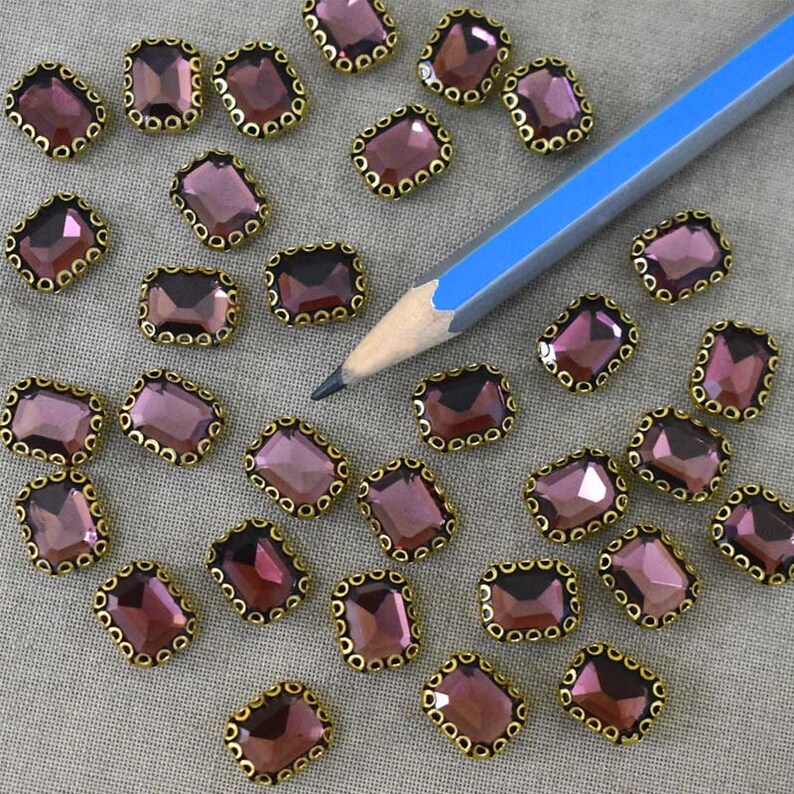 15 Pieces,Light Plum Color Sew on Glass Crystal StoneRhinestones Crystal beadsSew On Rhinestone With Claw-Catcher Made of Brass