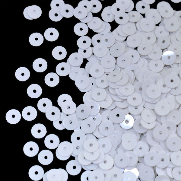 Sequins Paillettes Loose Round plastic Sequins Spangles for Craft In White Color