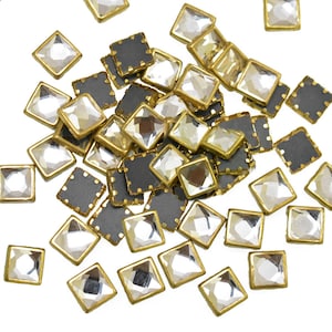 250 Pieces, Glue on Kundan stone in Flat Back Mount/Kundan Beads for decoration/embellishment of sarees, lehenga