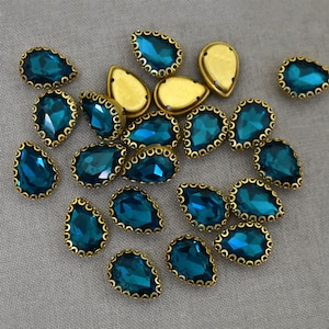 10 Pieces, Dark Aqua Blue Color Sew on Glass Crystal Stone/Rhinestones beads/Sew On Rhinestone With Claw-Catcher Made of Brass