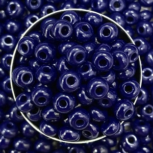 EmbroideryMaterial Preciosa Dark Blue Opaque Round Beads 5mm (4/0) - 100g - Ideal for Jewelry Making and Embroidery