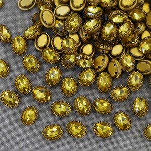 25 Pieces, Yellow Color Sew on Glass Crystal Stone/Rhinestones Crystal beads/Sew On Rhinestone With Claw-Catcher Made of Brass