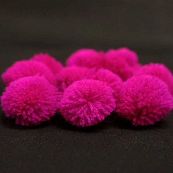 Small Pom Poms in Pink Colour/craft Pom Pom Ball/poly Wool Pom