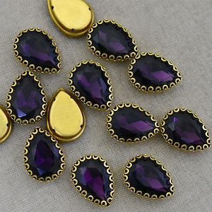 10 Pieces, Dark Purple Color Sew on Glass Crystal Stone/Rhinestones beads/Sew On Rhinestone With Claw-Catcher Made of Brass