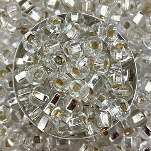 Stickdatei Preciosa Silber Transparent Runde Perlen 5 mm (4/0) - 100g - Ideal für die Schmuckherstellung und Stickerei