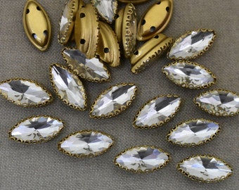 25 Pieces, Clear Color Sew on Glass Crystal Stone/Rhinestones Crystal beads/Sew On Rhinestone With Claw-Catcher Made of Brass