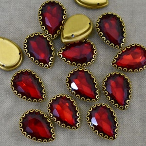 10 Pieces, Dark Red Sew on Glass Crystal Stone/Rhinestones beads/Sew On Rhinestone With Claw-Catcher Made of Brass