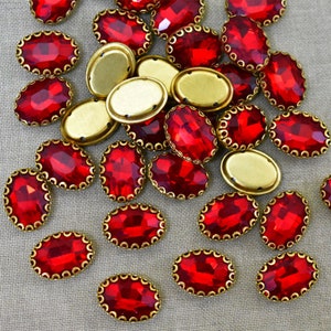 10 Pieces,Red Color Sew on Glass Crystal Stone with Flower Catcher/Rhinestones beads/Sew On Rhinestone With Claw-Catcher Made of Brass