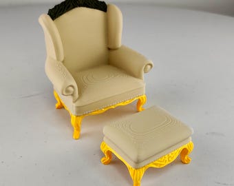 Poltrona e pouf vittoriani per casa delle bambole / Mobili in miniatura in scala 1:12 / Elegante sedia per casa delle bambole stampata in 3D / Arredamento per la casa in miniatura