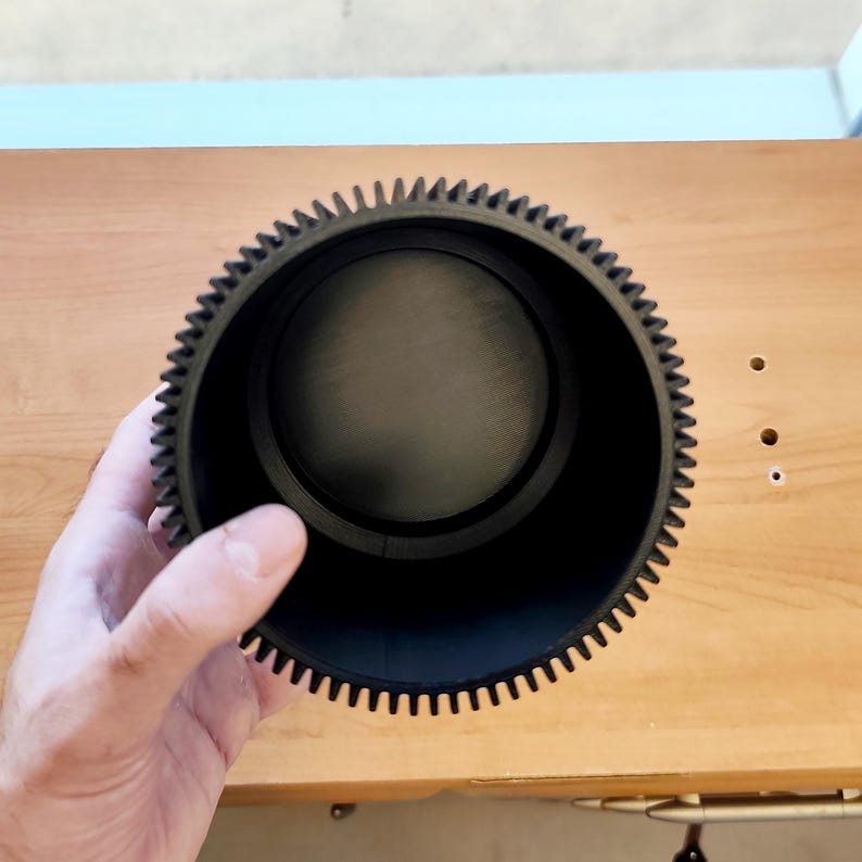 Vaso moderno nero stampato in 3D / Vaso per piante minimalista a coste / Vaso da interno contemporaneo / Regalo unico per gli amanti delle piante / Decorazione per la casa immagine 11