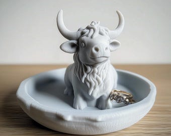 Cow Jewelry Dish | 3D Printed Ring Holder | Highland Cow Trinket Dish | Cute Cow Jewelry Organizer | Farmhouse Decor | Gift for Her