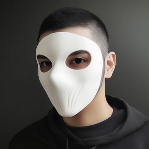 Maschera facciale completa bianca opaca / Maschera cosplay stampata in 3D / Maschera fantasma moderna / Maschera minimalista liscia per Halloween, costumi o servizi fotografici