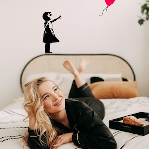 Banksy Girl With The Red Balloon Wall Decal Bansky Street Art Graffiti Air Ballon Vinyl Sticker For Wall Design Of Red Baloon Teen image 2