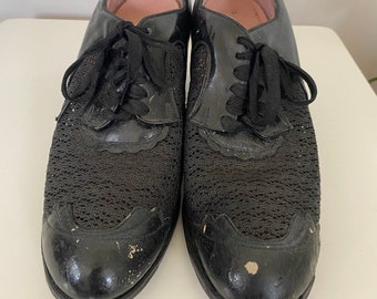 1940s vintage black lace up shoes with wedge heel size 8