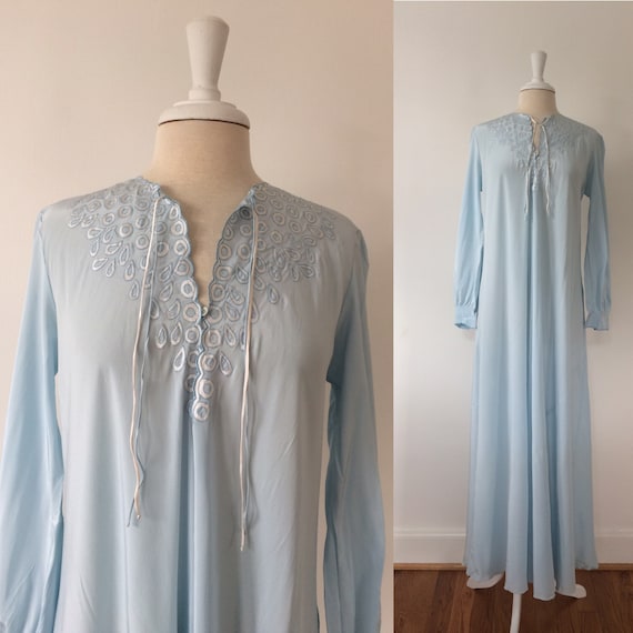 Vintage Blue Silk caftan mu mu nightgown lounge we