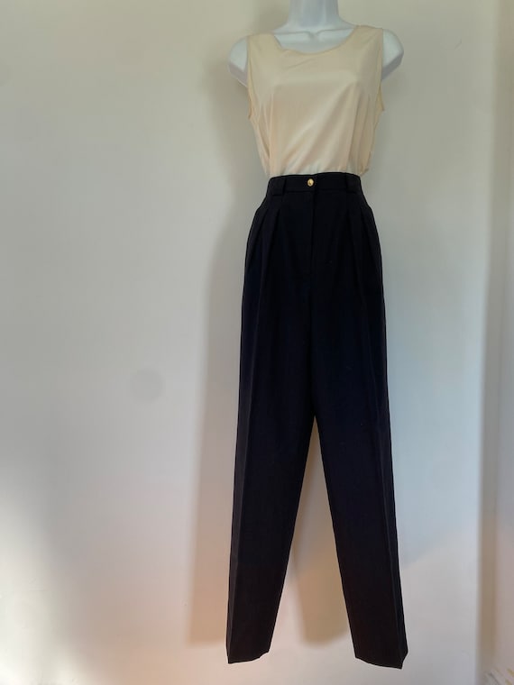 CHANEL Hirise Wide Slacks 02SPRING 【公式通販】 CHANEL Hirise Wide Slacks 02SPRING 【公式通販】