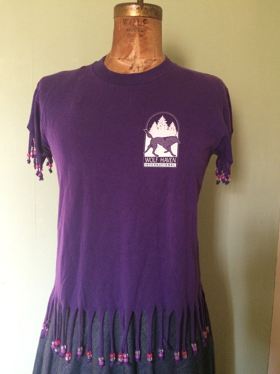 80s vintage beaded fringe T-Shirt purple fringe 1… - image 1