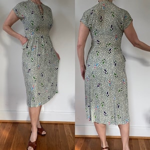 1940s novelty horse print cold rayon day dress Adorable!