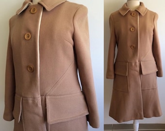 Louis Feraud Vintage ullkappa från 1960-talet med Saks Fifth Avenue-etikett