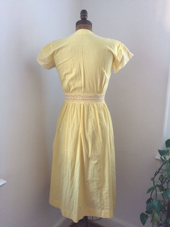 Bright yellow 1940's/50's soft cotton day dress w… - image 2