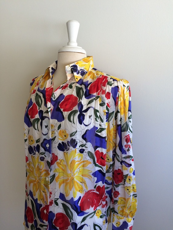 Vintage 1980s Italian Silk floral blouse vintage … - image 2