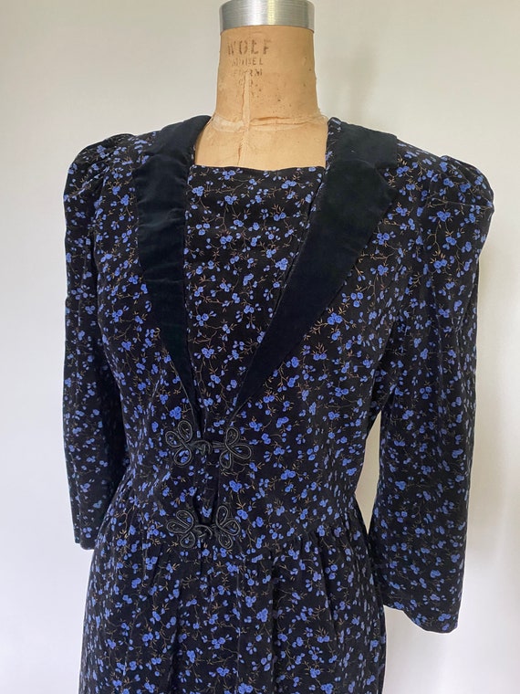 1970s Prairie dress blue and black velvet "Belle … - image 4