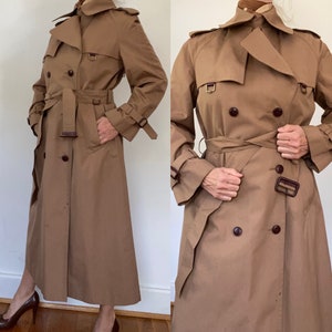 1970s vintage Etienne Aigner trench coat