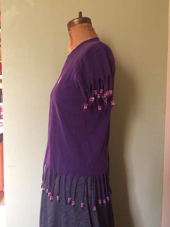 80s vintage beaded fringe T-Shirt purple fringe 1… - image 3