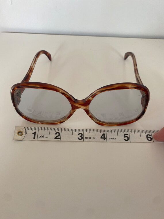 1960’s Jackie O oversized sunglasses - image 5