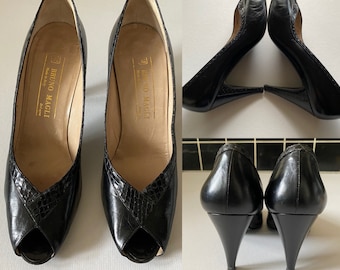 Bruno Magli vintage pumps w/ open toe sz 8