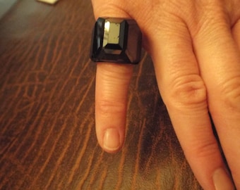 Swarovski Daniel SWARVOSKI Paris, anello nero misura 5,5, firmato, Parigi, Francia, gioielli vintage, gioielli di design, spedizione gratuita, scatola originale